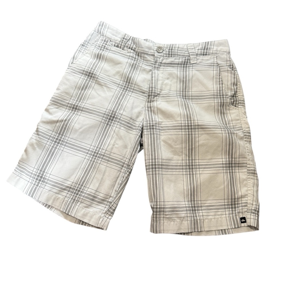 Men’s quiksilver shorts, 2 front. 2 back pockets, zip/button closure, sz 30